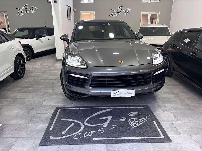 Usata Porsche Cayenne Coupe 340 CV (250 kW) 2019 Grigio Coupé