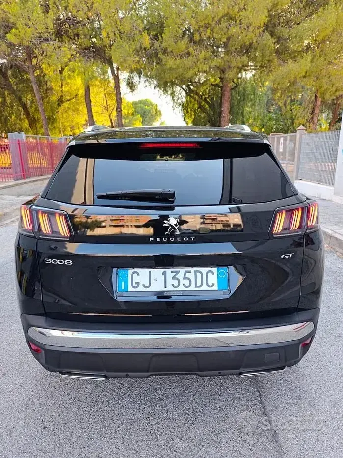 Usata Peugeot 3008 130 CV (95 kW) 2022 Nero SUV
