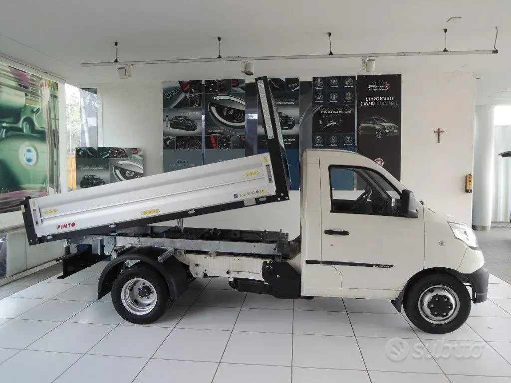 Nuova Piaggio Porter 106 CV (77 kW) 2025 Bianco Utilitaria