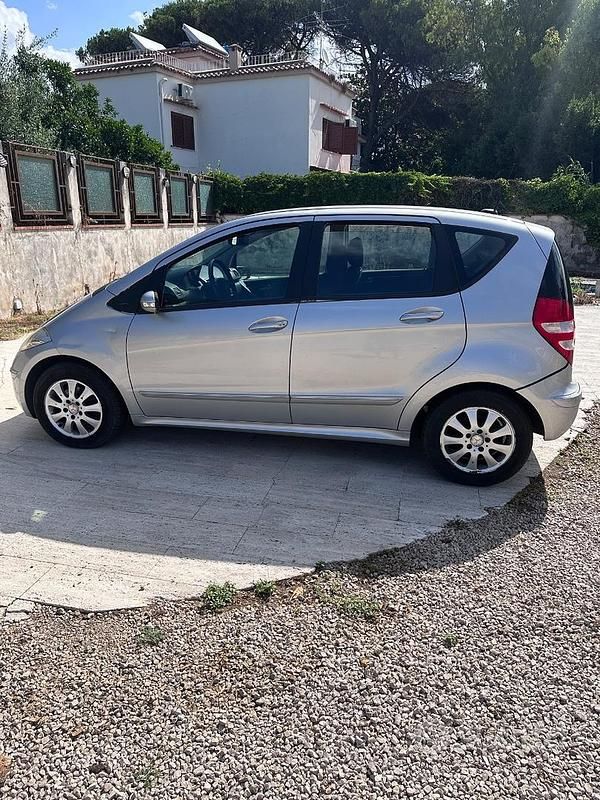 Usata 2008 Mercedes A200 Due volumi | 1800 € (Ottimo prezzo) - Immagine 1/3