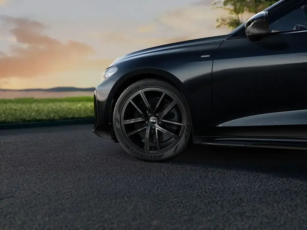 Nuova Audi A5 S-Line 299 CV (219 kW) 2026 Nero mito metallizzato Station wagon