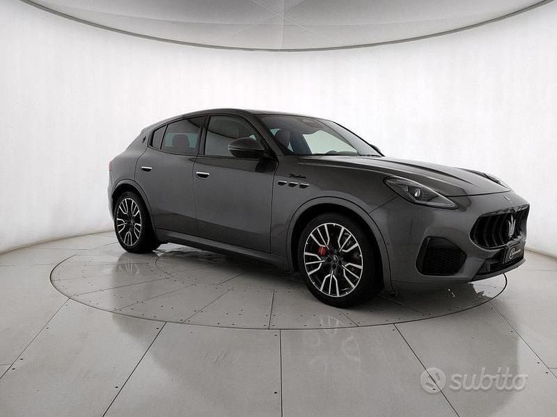 Usata 2023 Maserati Grecale SUV | 52.900 € (Super prezzo) - Immagine 1/4