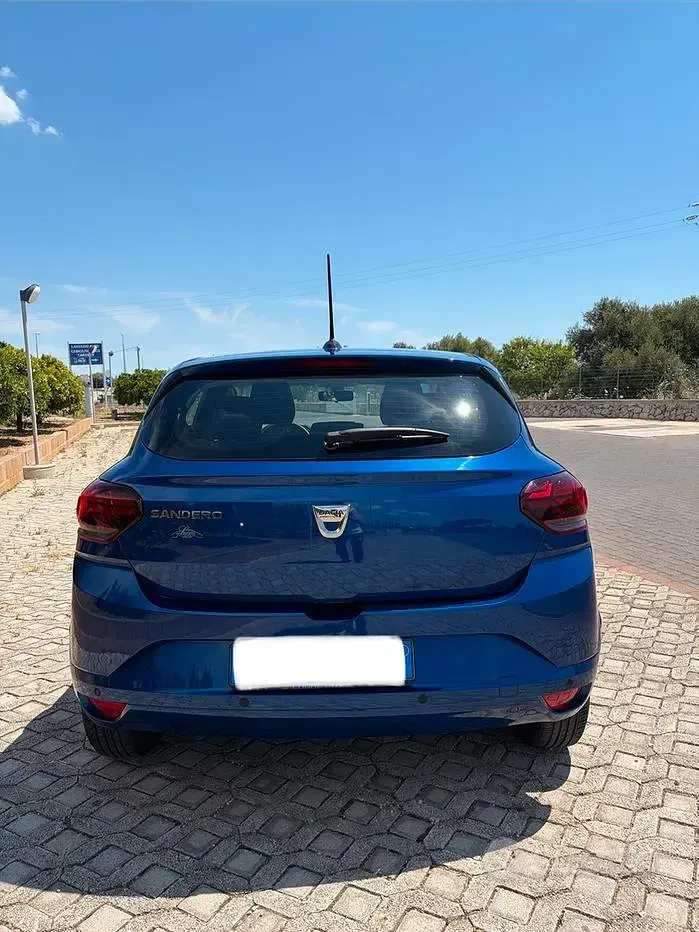 Usata Dacia Sandero Comfort 90 CV (66 kW) 2022 Bluazzurro Utilitaria