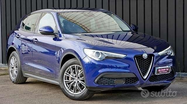 Usata Alfa Romeo Stelvio Super 160 CV (117 kW) 2020 Blu/azzurro SUV