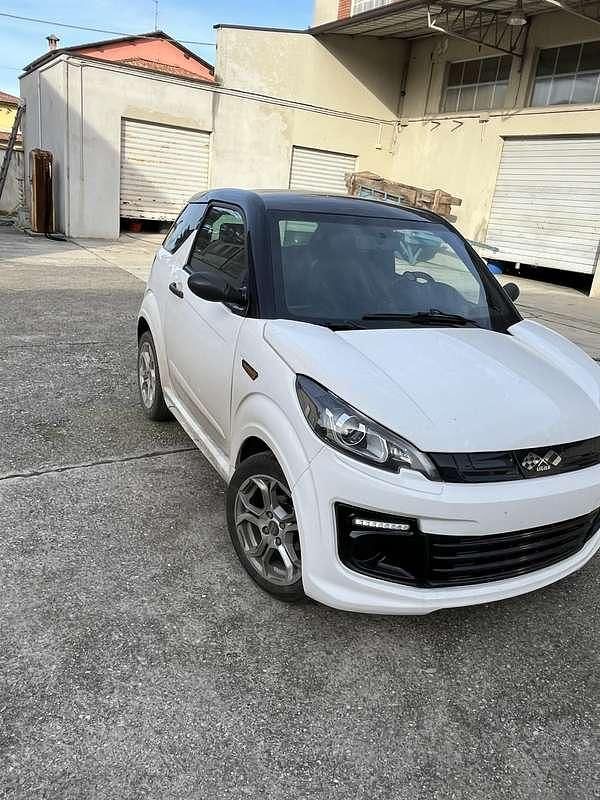 Usata Ligier JS50 2022 Bianco Utilitaria