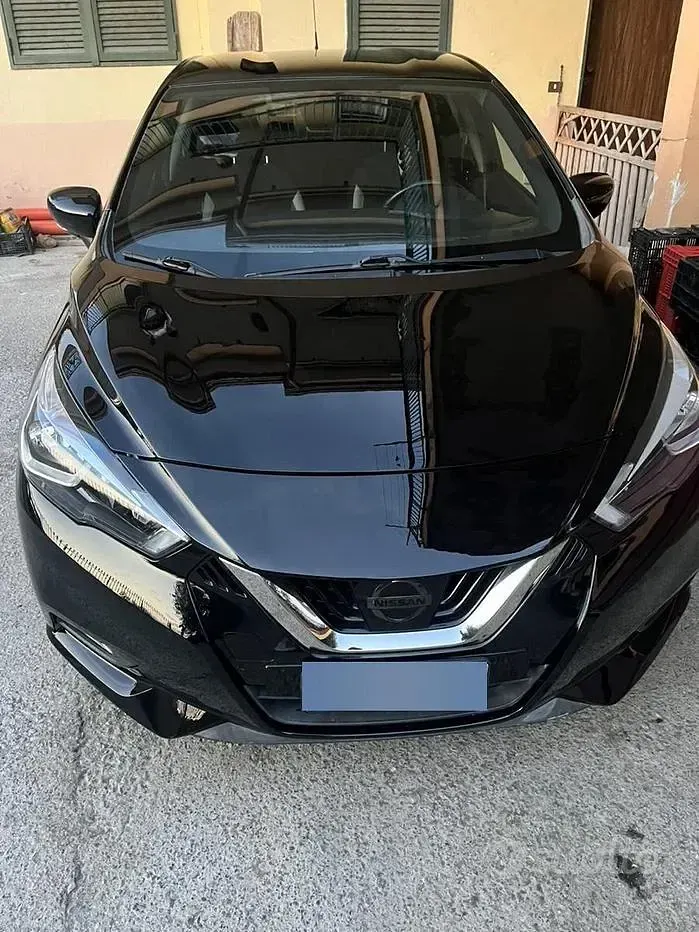 Usata Nissan Micra N-Connecta 90 CV (66 kW) 2018 Nero Utilitaria