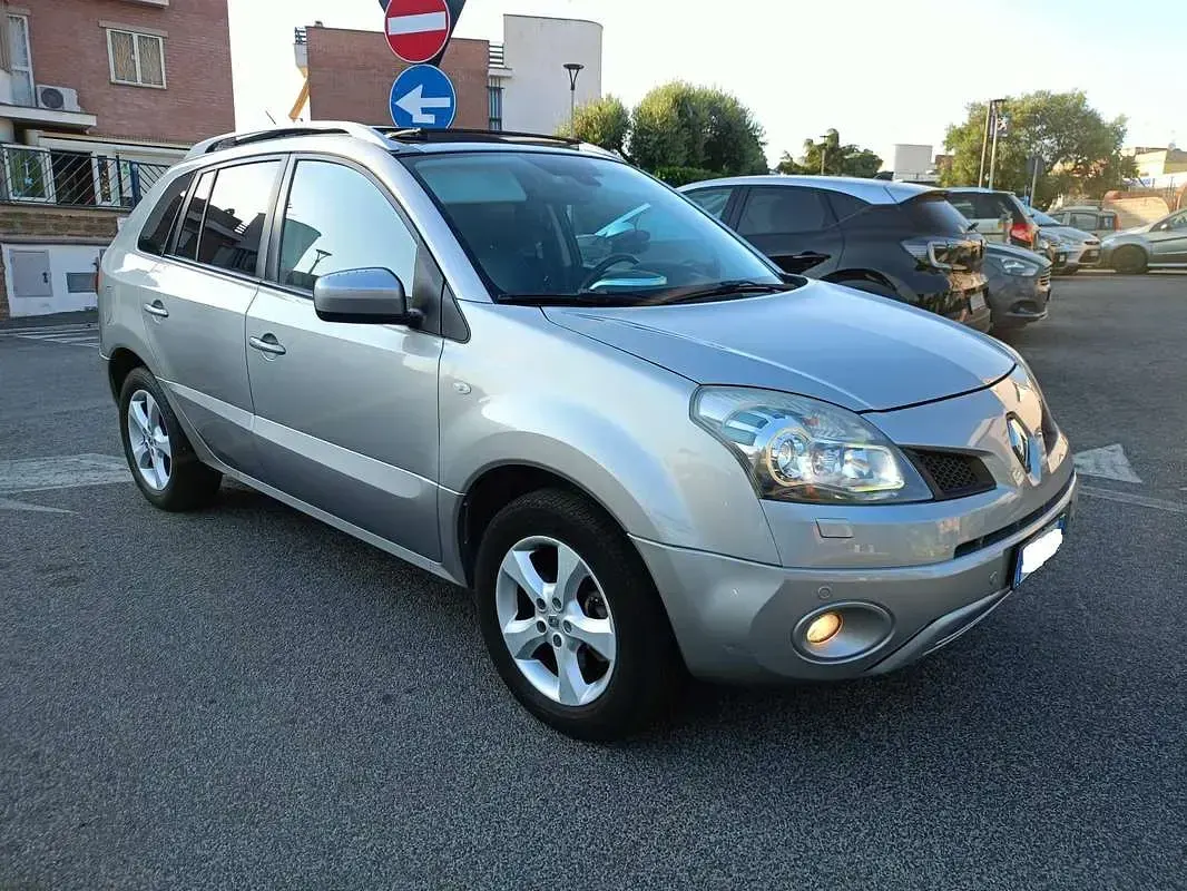 Usata Renault Koleos Dynamique 173 CV (127 kW) 2008 Argento SUV
