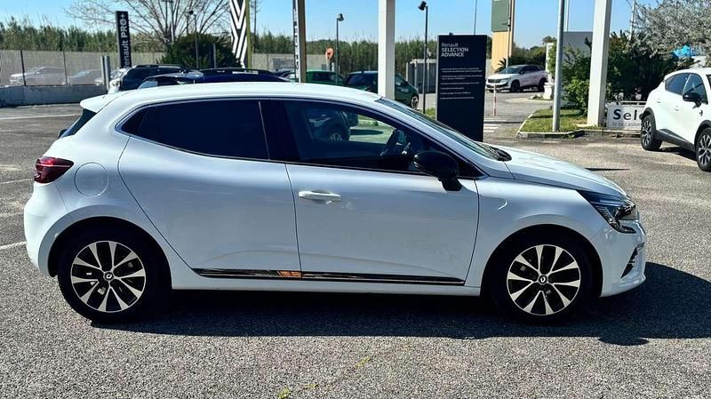 Usata Renault Clio V Intens 91 CV (66 kW) 2023 Bianco Berlina