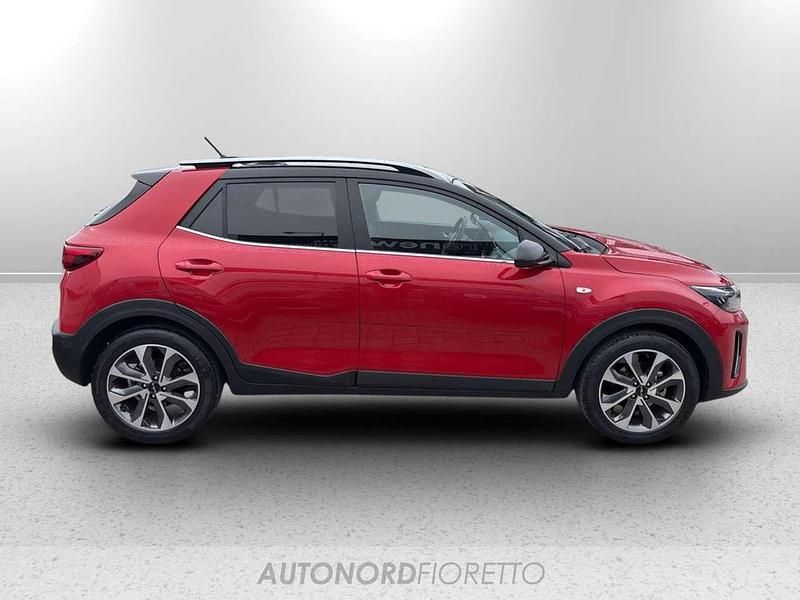 Usata Kia Stonic Style 101 CV (74 kW) 2022 Rosso SUV