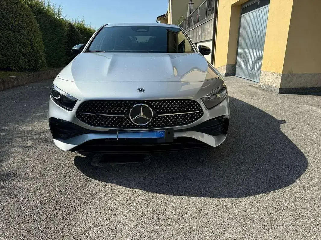 Nuova Mercedes A180 AMG Line Premium 116 CV (85 kW) 2026 Berlina