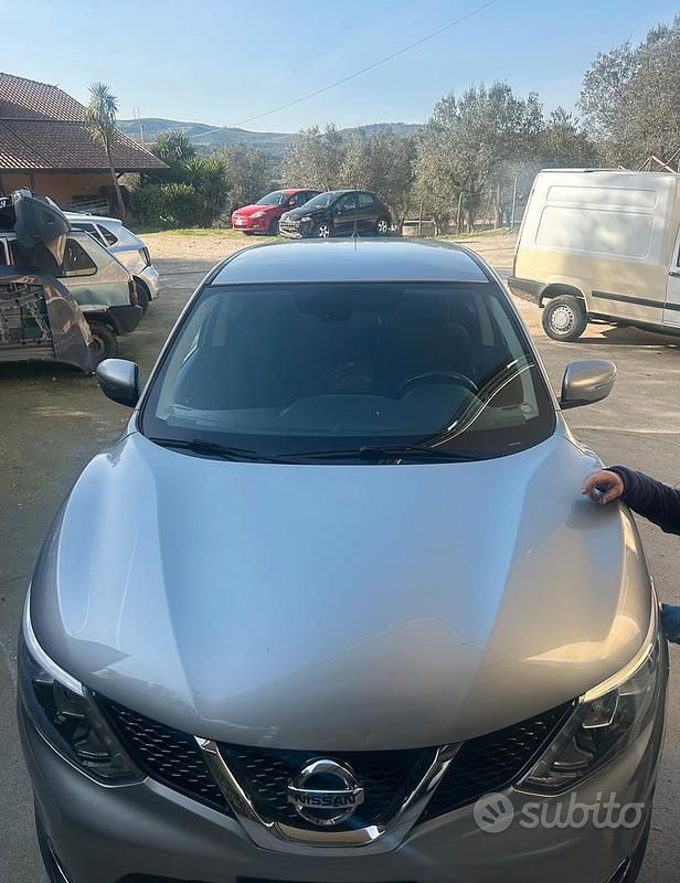 Usata Nissan Qashqai 115 CV (84 kW) 2015 Grigio SUV