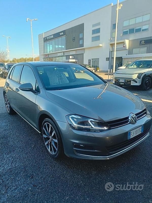 Usata VW Golf VII 110 CV (80 kW) 2017 Grigio Berlina