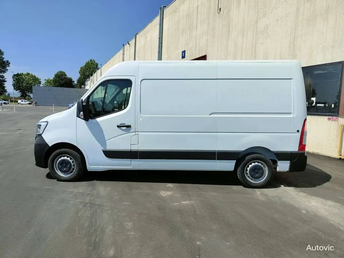 Usata Renault Master 136 CV (100 kW) 2021 Bianco Monovolume