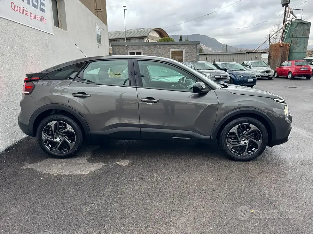 Usata Citroën C4 Shine 131 CV (96 kW) 2023 Grigio SUV