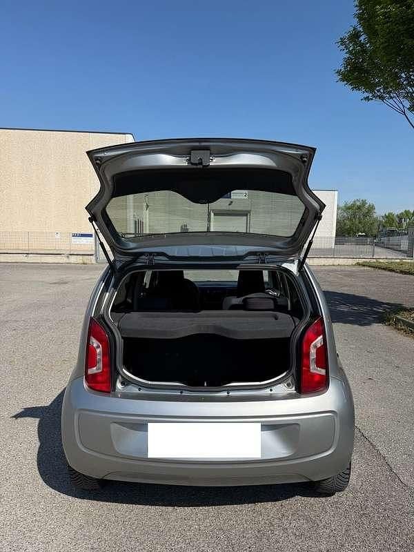 Usata VW up! Highline 68 CV (50 kW) 2013 Grigio Utilitaria