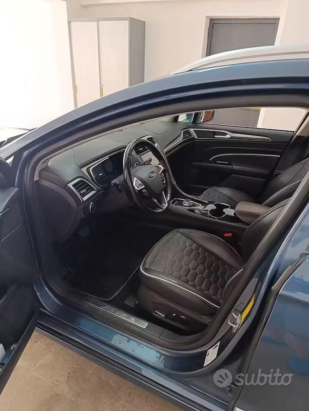 Usata Ford Mondeo Vignale 190 CV (139 kW) 2019 Blu/azzurro Station wagon