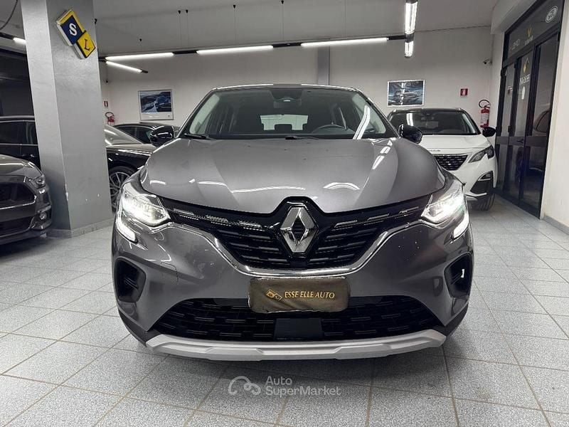 Usata Renault Captur Business 95 CV (69 kW) 2021 Grigio SUV