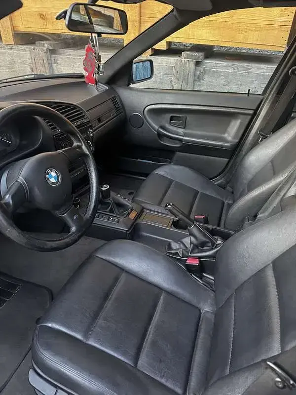 Usata BMW 320 150 CV (110 kW) 1993 Berlina