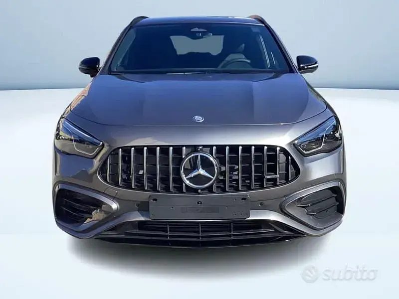 Nuevo Mercedes GLA45 AMG Premium 421 CV (309 kW) 2026 Gris SUV