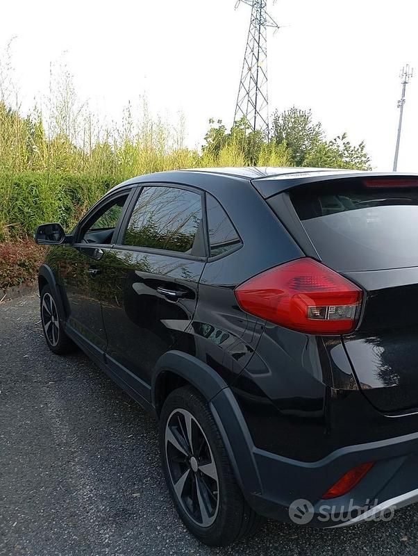 Nero Usata 2021 DR DR 3.0 SUV | 8500 € (Buon prezzo) - Immagine 1/2