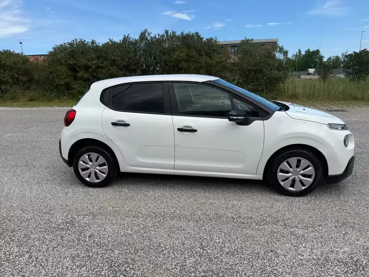 Occasion Citroën C3 Feel 102 ch (75 kW) 2019 Blanc Citadine