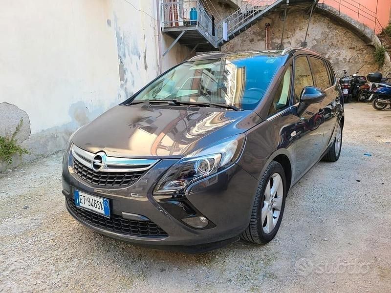 Usata Opel Zafira Tourer 110 CV (80 kW) 2014 Grigio Monovolume