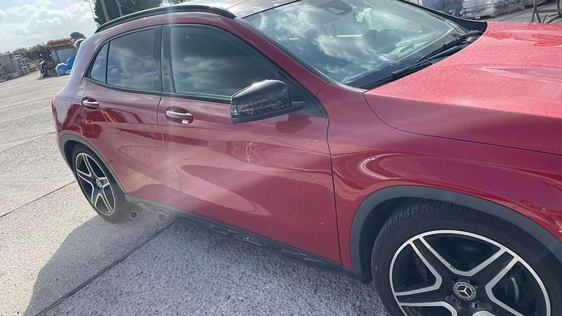 Usata Mercedes GLA200 Premium 136 CV (100 kW) 2018 SUV