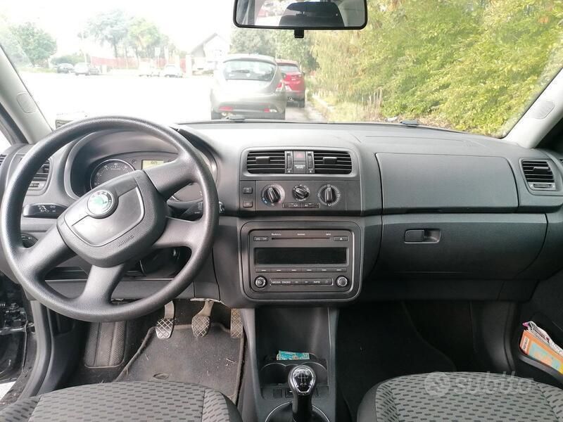 Usata Skoda Fabia 64 CV (47 kW) 2011 Nero Utilitaria