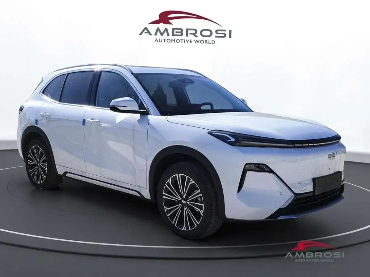 Nuova Geely Starray 218 CV (160 kW) 2026 Alpine white SUV