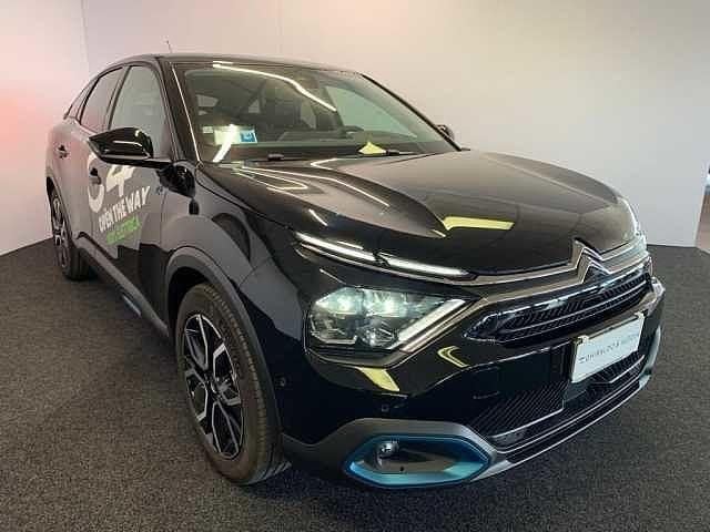 Usata Citroën e-C4 Shine 100 kW (136 CV) 2022 Nero Utilitaria