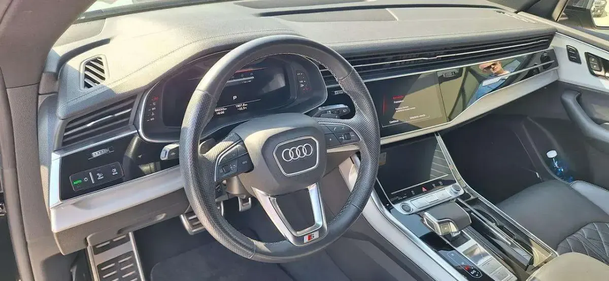 Usata Audi Q8 S-line plus 286 CV (210 kW) 2023 Nero metallizzato SUV