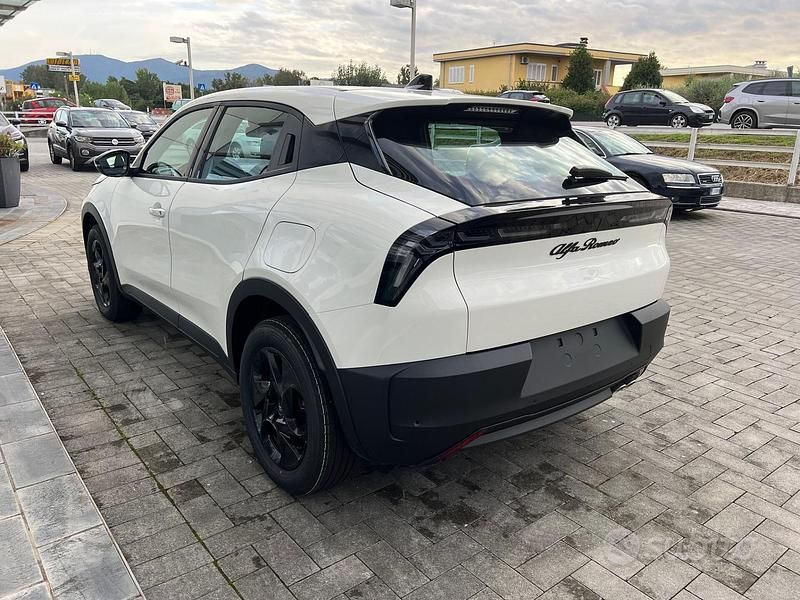 Nuova Alfa Romeo GT Junior 136 CV (100 kW) 2025 Bianco Berlina