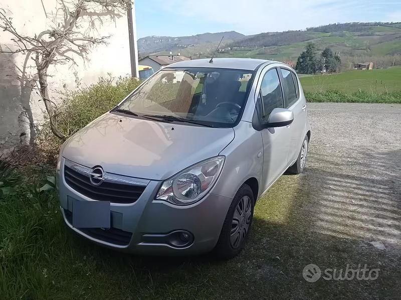 Usata Opel Agila 65 CV (47 kW) 2008 Utilitaria