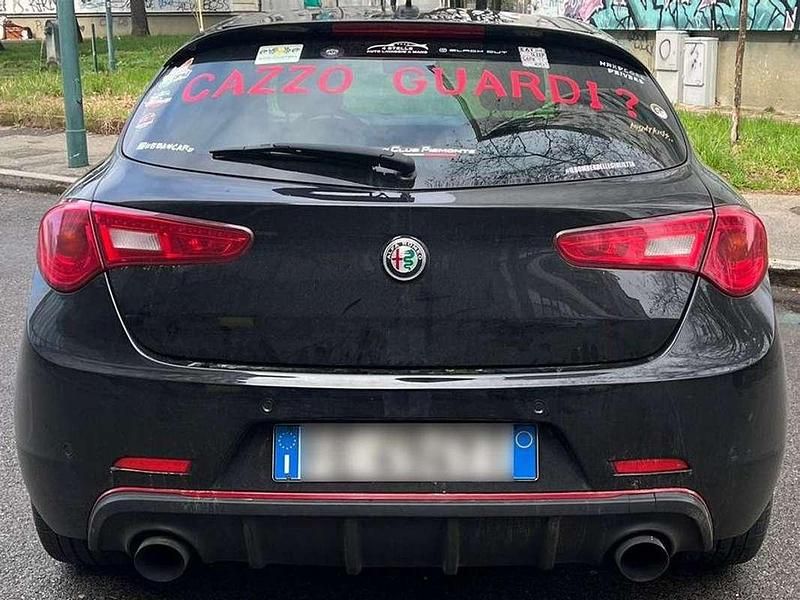Usata Alfa Romeo Giulietta Veloce 241 CV (177 kW) 2016 Nero Utilitaria