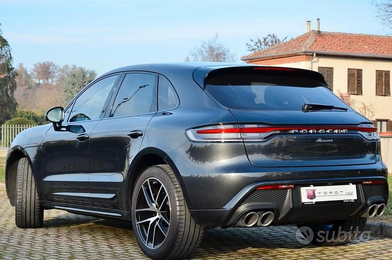 Usata Porsche Macan Sport 265 CV (194 kW) 2021 Grigio SUV