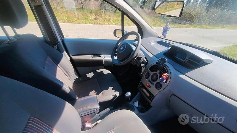 Usata Renault Modus Dynamique 86 CV (63 kW) 2008 Monovolume