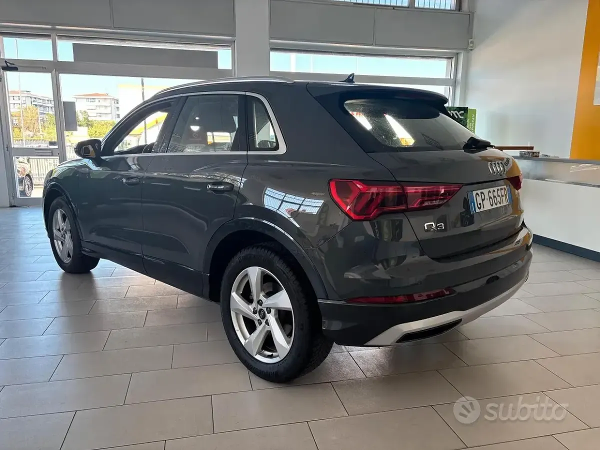Usata Audi Q3 Advanced 150 CV (110 kW) 2023 Grigio SUV