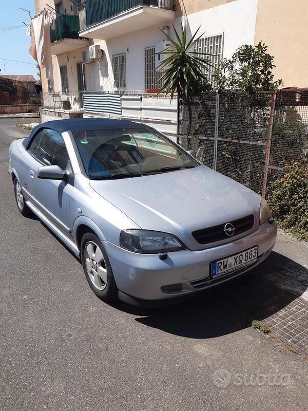 Usata Opel Astra 90 CV (66 kW) 2001 Grigio