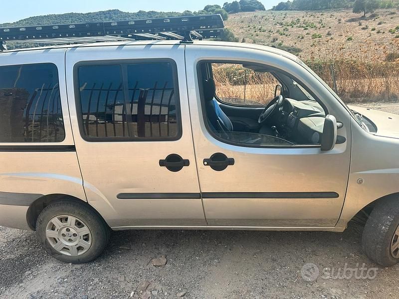 Usata Fiat Doblò 105 CV (77 kW) 2004 Monovolume
