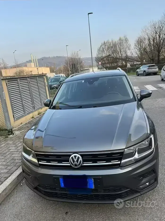 Usata VW Tiguan Style 116 CV (85 kW) 2018 Grigio SUV