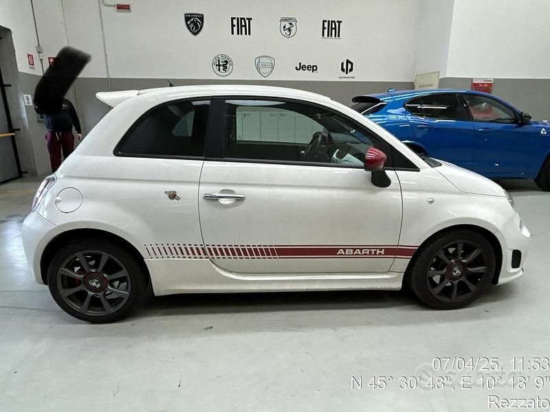 Bianco Usata 2009 Abarth 500 Due volumi | 9500 € (Cara) - Immagine 1/4