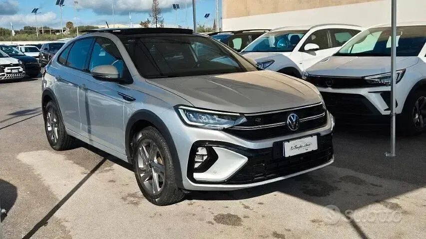 Usata VW Taigo R-line 110 CV (80 kW) 2022 Argento SUV