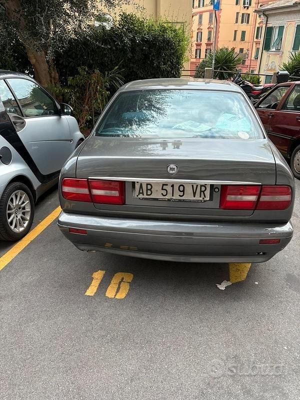 Usata Lancia Kappa 145 CV (106 kW) 1994 Grigio Berlina