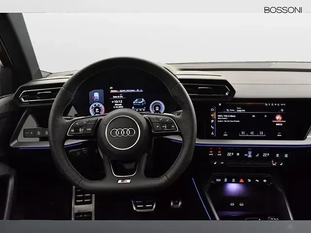 Usata Audi A3 Ambiente 150 CV (110 kW) 2025 Rosso Berlina