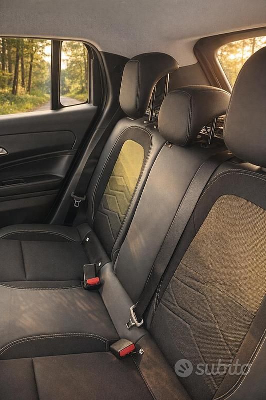 Usata Jeep Avenger EV Summit 114 kW (156 CV) 2024 Grigio SUV