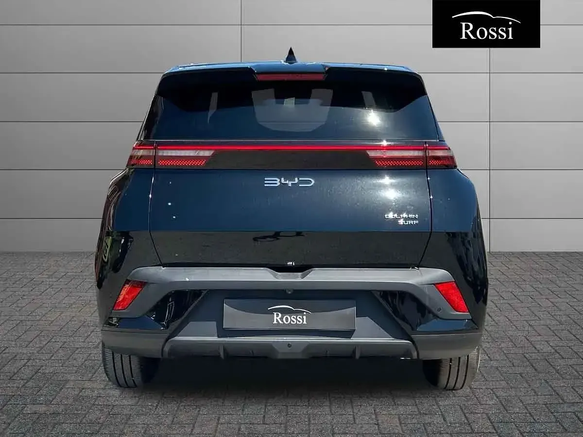 Nuova BYD Dolphin Surf Boost 64 kW (88 CV) 2026 Polar night black Utilitaria