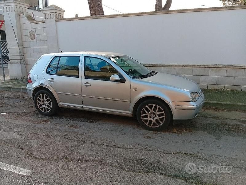 Usata VW Golf 2001 Berlina