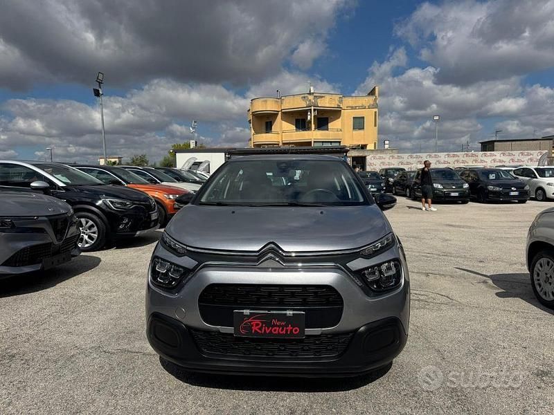 Grigio Usata 2022 Citroën C3 Feel Berlina | 12.900 € (Buon prezzo) - Immagine 1/4