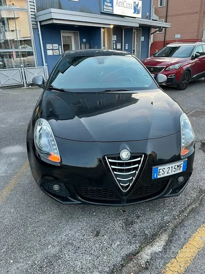 Usata Alfa Romeo Giulietta Veloce 109 CV (80 kW) 2013 Nero Berlina
