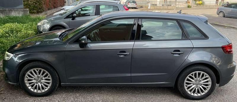Usata Audi A3 Business 110 CV (80 kW) 2018 Grigio Berlina